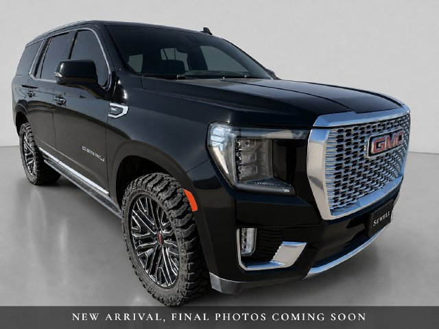 Used 2021 GMC Yukon Denali w/ Denali Premium Package AWD/4WD image 3