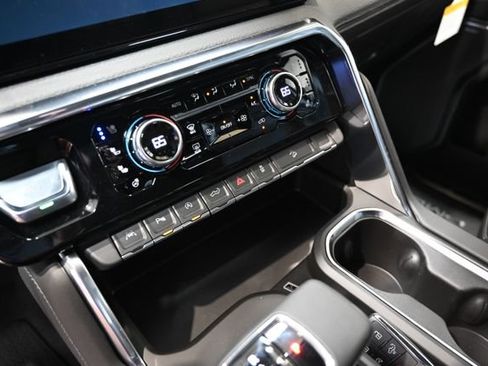 New 2026 GMC Sierra 1500 Denali AWD/4WD image 24