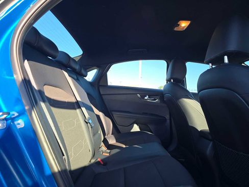 Used 2024 Kia Forte GT-Line image 12