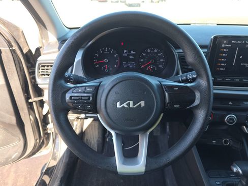 Used 2022 Kia Rio LX image 13