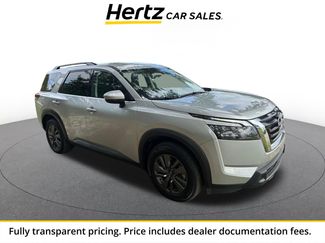 Used 2025 Nissan Pathfinder SV FWD video 1