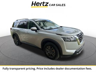 Used 2025 Nissan Pathfinder SV