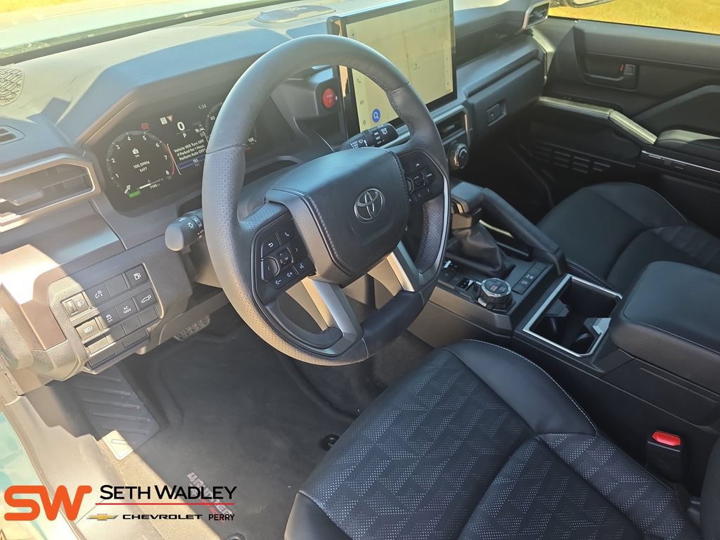 Used 2026 Toyota 4Runner TRD Off-Road Premium AWD/4WD image 16