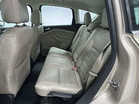 Used 2017 Ford C-MAX Energi Titanium w/ Equipment Group 501A image 12