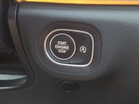 New 2026 Mercedes-Benz GLS 450 4MATIC image 11