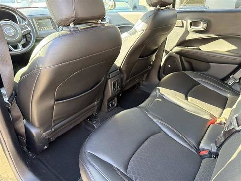 Used 2021 Jeep Compass Latitude w/ Sun and Sound Group FWD image 10