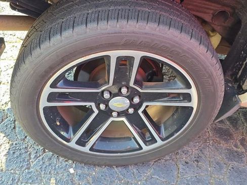 Used 2017 Chevrolet Silverado 1500 LTZ AWD/4WD image 22