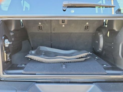 Used 2024 Jeep Wrangler Unlimited Rubicon 392 image 9