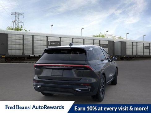 New 2026 Lincoln Nautilus Premier image 8