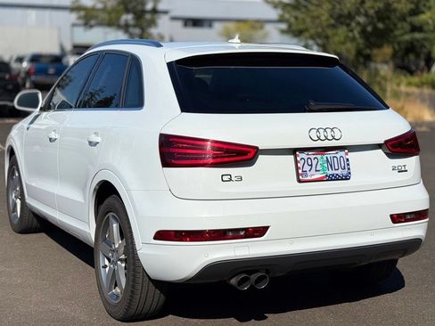 Used 2015 Audi Q3 2.0T Prestige AWD/4WD image 3