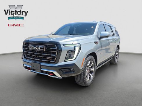 Used 2025 GMC Yukon AT4 Ultimate w/ LPO, Floor Liner Package AWD/4WD image 3