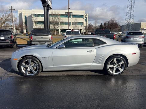 Used 2010 Chevrolet Camaro LT w/ RS Package image 4