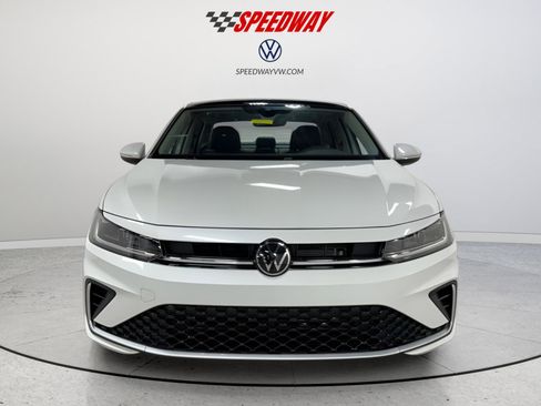 New 2025 Volkswagen Jetta SEL image 2