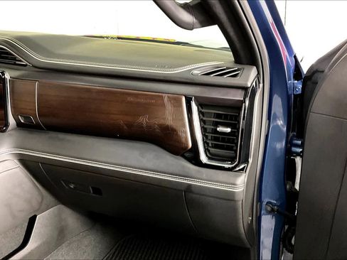 Certified 2025 GMC Sierra 1500 Denali Ultimate image 17