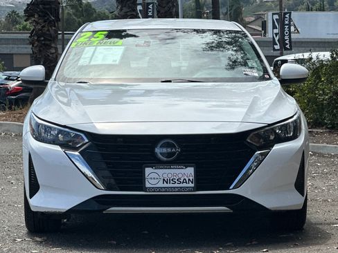 Used 2025 Nissan Sentra S FWD image 7