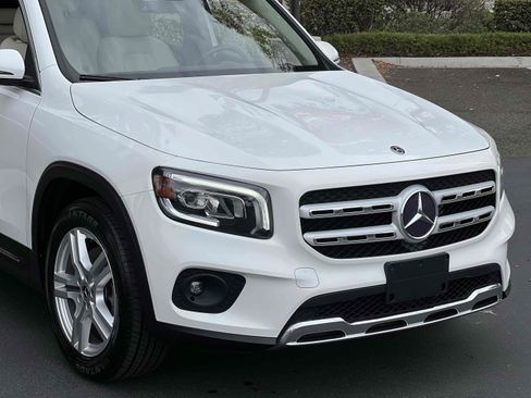 Used 2020 Mercedes-Benz GLB 250 4MATIC image 38