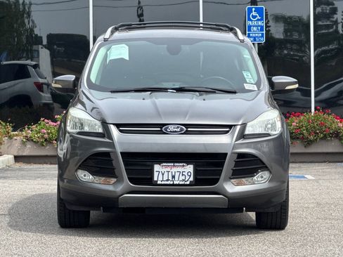 Used 2014 Ford Escape Titanium FWD image 9