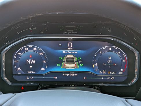 Used 2024 Chevrolet Silverado 3500 LTZ w/ LTZ Plus Package image 19