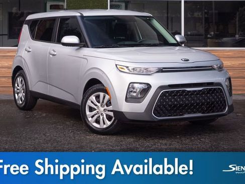 Used 2020 Kia Soul LX image 1