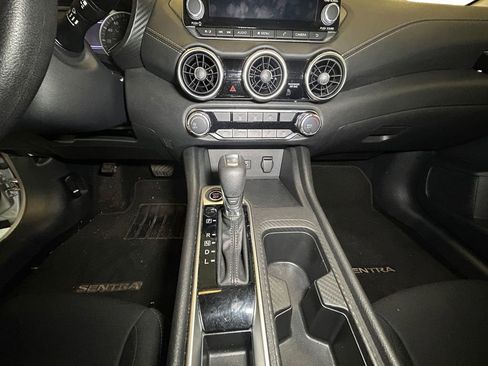 Used 2023 Nissan Sentra SV image 12