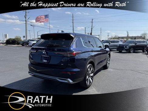 New 2026 Mitsubishi Outlander SE image 9