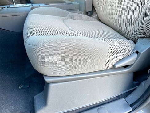 Used 2020 Nissan Frontier SV w/ Midnight Edition Floor Mats image 18