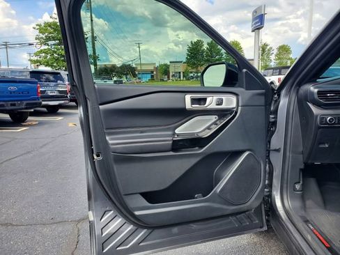 Used 2023 Ford Explorer ST w/ Equipment Group 401A AWD/4WD image 10