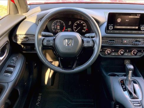 Used 2024 Honda HR-V Sport image 6