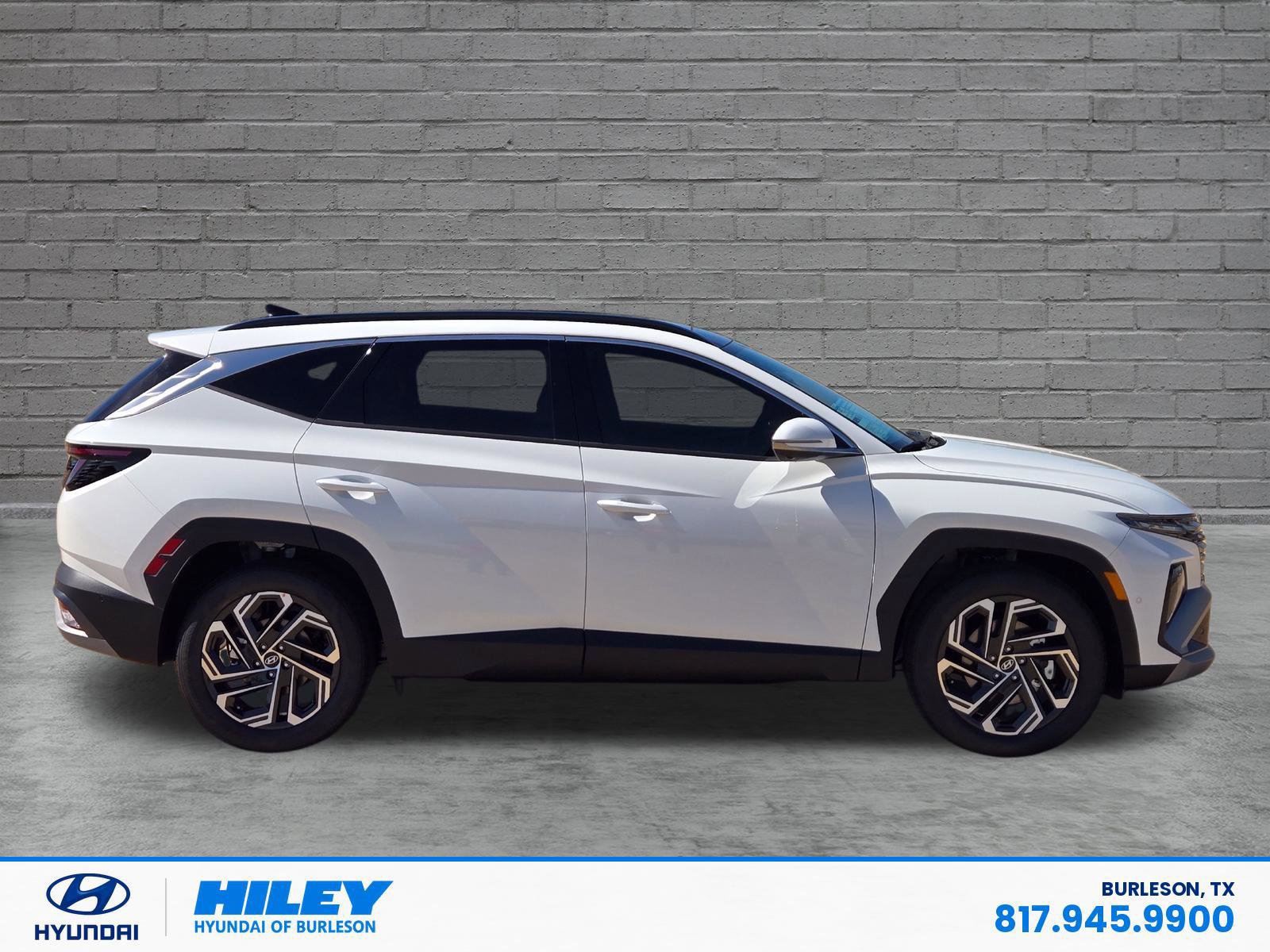 New 2026 Hyundai Tucson Limited FWD image 3