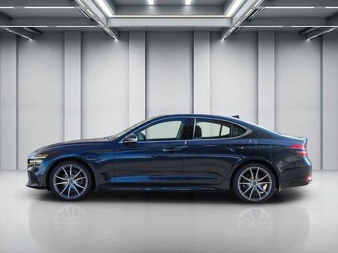 Used 2022 Genesis G70 2.0T w/ Prestige Package image 7