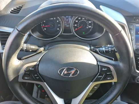 Used 2016 Hyundai Veloster w/ Option Group 02 image 26