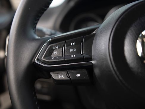 Used 2023 MAZDA CX-5 AWD 2.5 S w/ Preferred Package image 6