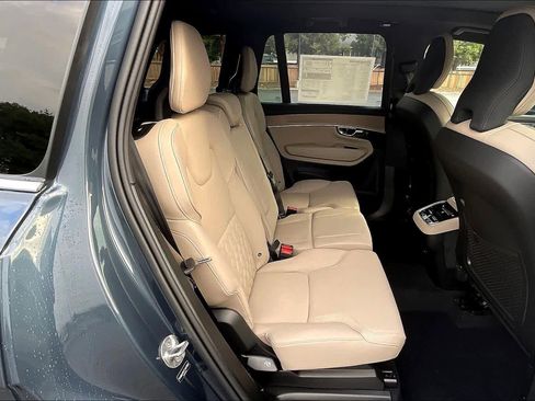 New 2026 Volvo XC90 B6 Plus w/ Protection Package Premier image 27