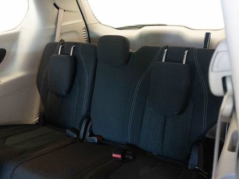 Used 2024 Chrysler Voyager LX FWD image 19