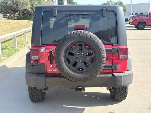 Used 2016 Jeep Wrangler Sport AWD/4WD image 5