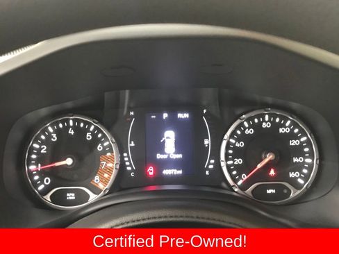 Certified 2023 Jeep Renegade Latitude image 14