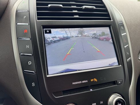 Used 2017 Lincoln MKC Reserve image 25