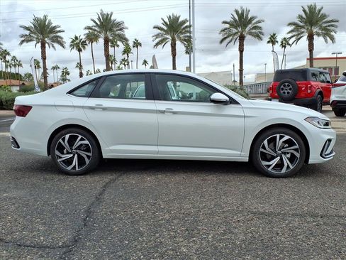 New 2026 Volkswagen Jetta SEL image 8