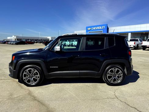 Used 2018 Jeep Renegade Limited w/ UConnect 8.4 Nav Group image 10