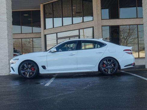 Used 2023 Genesis G70 3.3T w/ Sport Prestige Package image 5