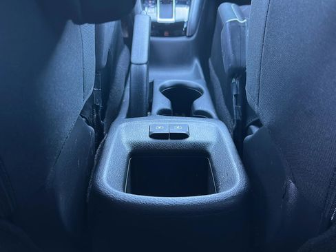 Used 2020 Nissan Kicks S FWD image 20