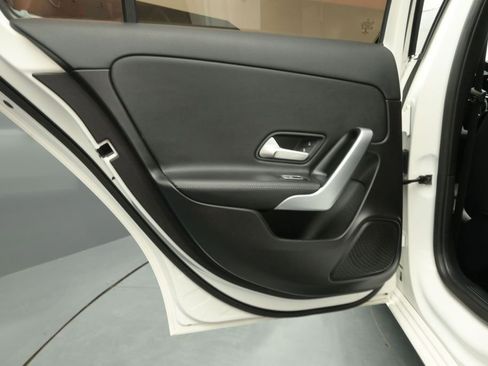 Used 2019 Mercedes-Benz A 220 image 21