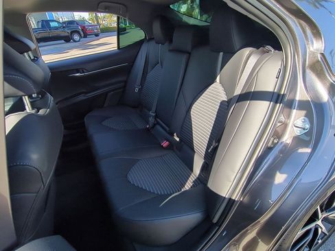 Used 2024 Toyota Camry SE image 22