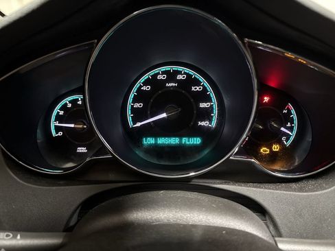 Used 2011 Chevrolet Malibu LT FWD image 12