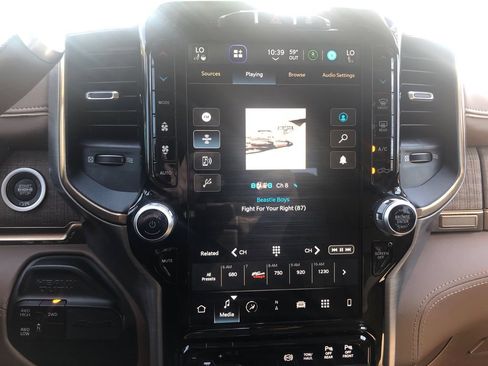 Certified 2024 RAM 3500 Limited AWD/4WD image 21