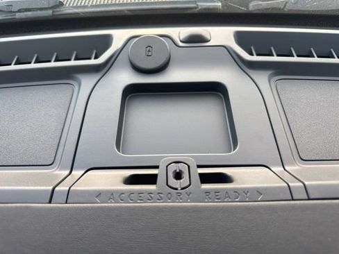 New 2025 Ford Bronco Outer Banks image 35