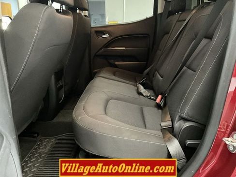 Used 2018 Chevrolet Colorado LT w/ LT Convenience Package AWD/4WD image 25