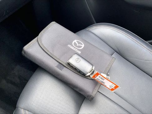 Certified 2024 MAZDA CX-90 Plug-In Hybrid w/ Premium Pkg image 15