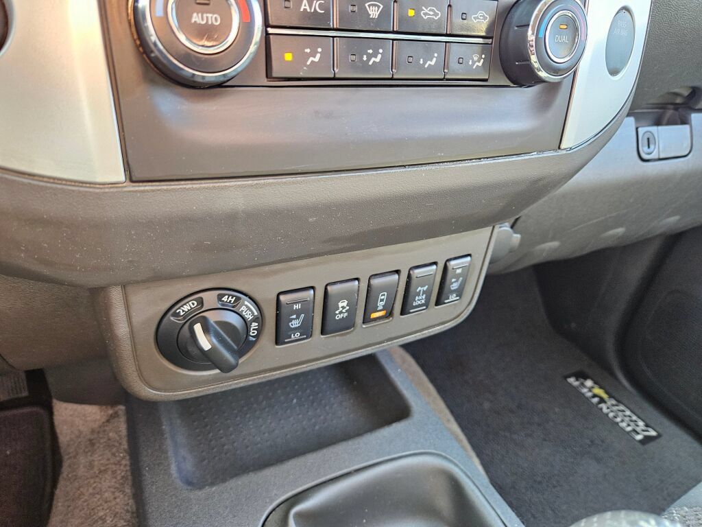 Used 2016 Nissan Frontier PRO-4X w/ Pro-4x Graphics Package AWD/4WD image 25