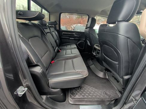 Used 2019 RAM 1500 Laramie image 13